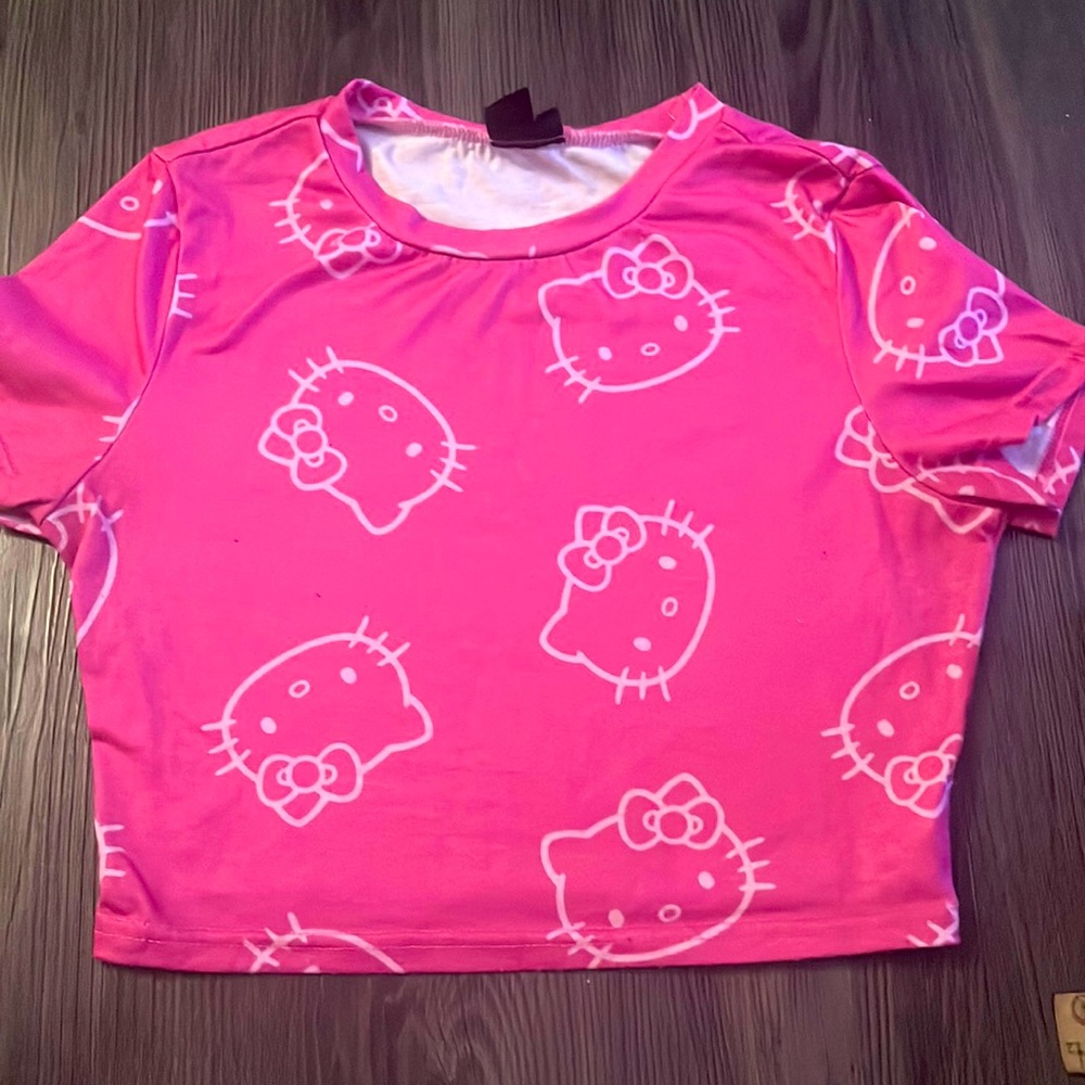 Hot Pink Hello Kitty & friends collab shirt!